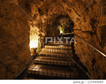 佐渡金山 宗太夫坑(江戸金山絵巻コース)坑道 佐渡金山 宗太夫坑(江戸金山絵巻コース)坑道 115444093