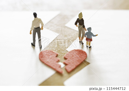 離婚と子どもの親権 イメージ 離婚と子どもの親権 イメージ 115444712