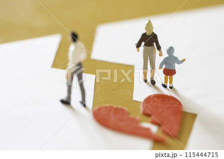 離婚と子どもの親権 イメージ 115444715