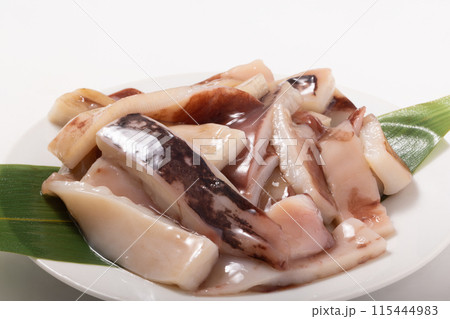 ［中国産］アメリカオオアカイカ　耳カット（解凍） 115444983