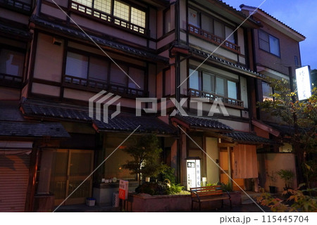 京都宇治　夜景 115445704