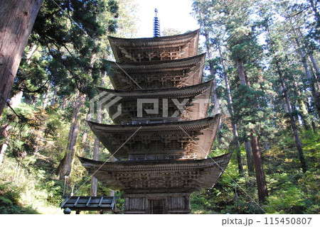 羽黒山五重塔 国宝指定 115450807