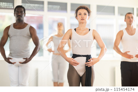 Choreographic class where ballerinas and ballet troupe rehearse dances Choreographic class where ballerinas and ballet troupe rehearse dances 115454174