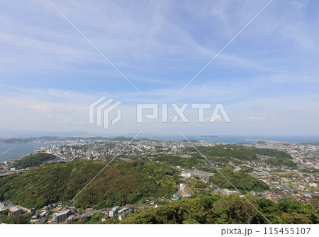 火の山公園から見る下関市街と彦島、関門海峡、日本海 火の山公園から見る下関市街と彦島、関門海峡、日本海 115455107