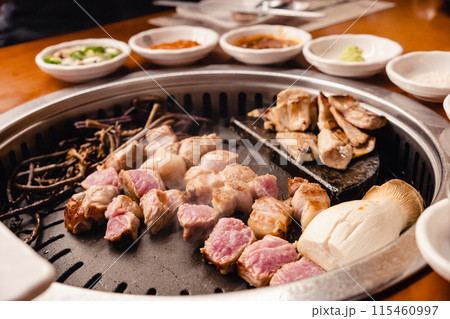 韓国料理　焼肉 115460997