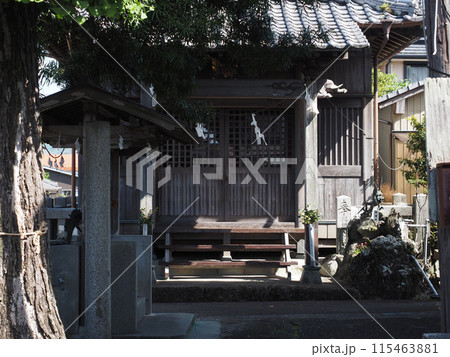 5月5日の小さな神社(端午の節句の御神母さん) 5月5日の小さな神社(端午の節句の御神母さん) 115463881