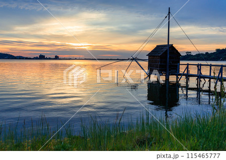 夕暮れの東郷湖 夕暮れの東郷湖 115465777