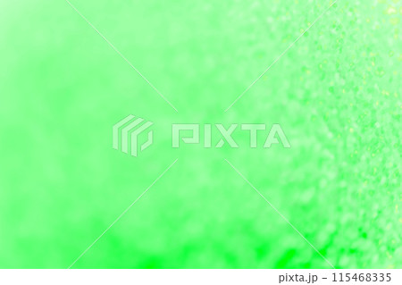 キラキラ・新緑 背景素材 115468335