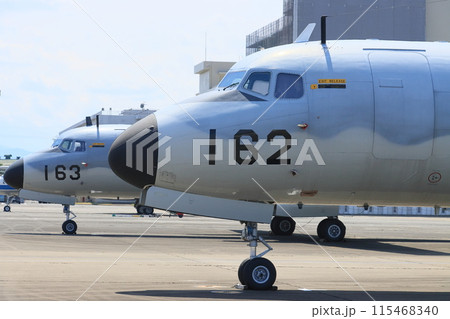 YS-11EA　電子戦訓練機　航空自衛隊の装備 115468340