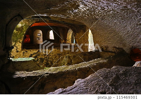 マルタ島ラバト、聖カタルド教会の地下墓地 115469301