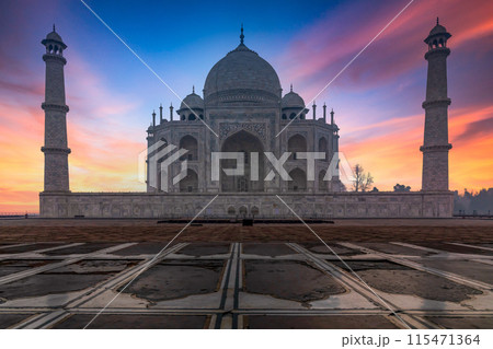 Taj Mahal white marble mausoleum on Yamuna river, Taj Mahal famous marble mausoleum of Agra, Taj Mahal India most famous wonder of the world, Agra city, Uttar Pradesh, India. 115471364