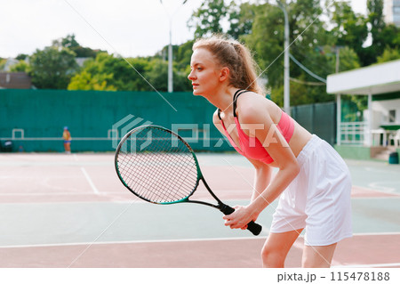 On Court T　Mサイズ　ベン・シェルトン着用モデル On Court TMサイズベン・シェルトン着用モデル