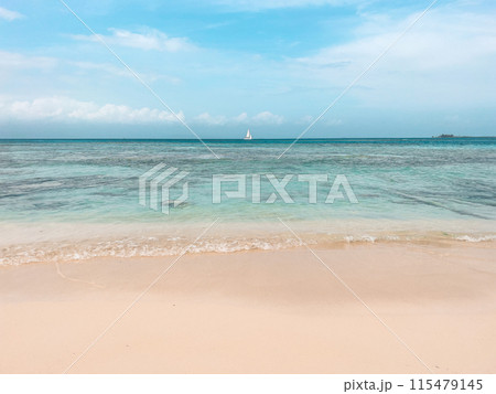 San Blas islands in Panama, tropical beach San Blas islands in Panama, tropical beach 115479145