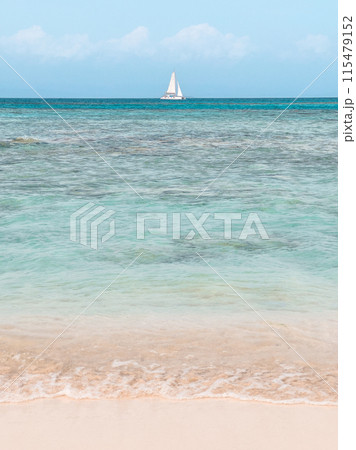 San Blas islands in Panama, tropical beach San Blas islands in Panama, tropical beach 115479152
