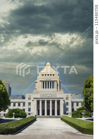 「東京都」ドラマチックのな空と国会議事堂 空合成 「東京都」ドラマチックのな空と国会議事堂 空合成 115480708