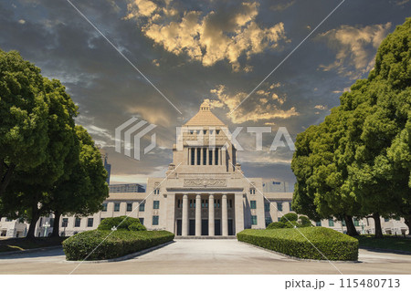 「東京都」ドラマチックのな空と国会議事堂 空合成 「東京都」ドラマチックのな空と国会議事堂 空合成 115480713