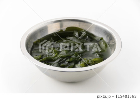 水戻ししたワカメ 水戻ししたワカメ 115481565