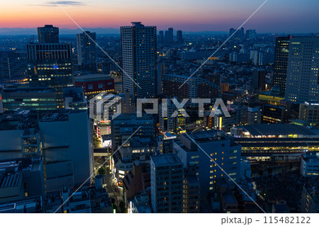 川崎の夜景 川崎市役所からの眺望 武蔵小杉方面 川崎の夜景 川崎市役所からの眺望 武蔵小杉方面 115482122