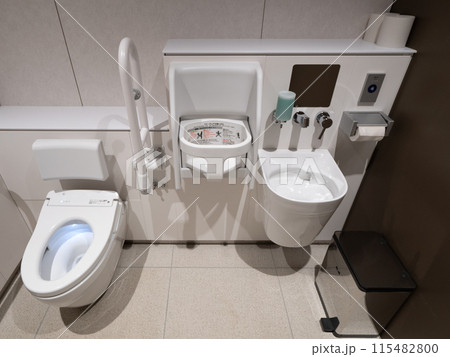複合施設の多目的トイレ 115482800