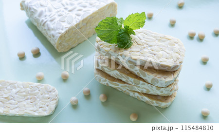 テンペ インドネシアの大豆発酵食品 テンペ インドネシアの大豆発酵食品 115484810