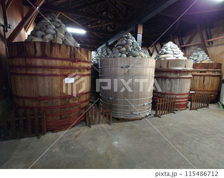 MISO barrels in MISO warehouse / 味噌蔵の内部と味噌樽 115486712