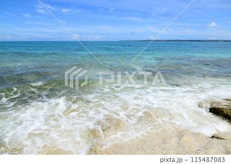 綺麗な海の風景 115487083