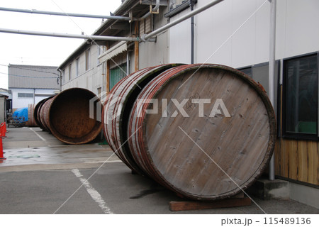 MISO barrels and MISO warehouse / 古い味噌蔵と味噌樽 MISO barrels and MISO warehouse / 古い味噌蔵と味噌樽 115489136