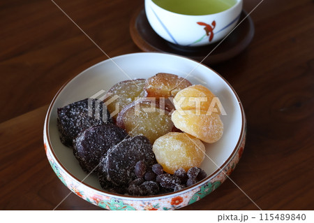 甘納豆と緑茶 甘納豆と緑茶 115489840