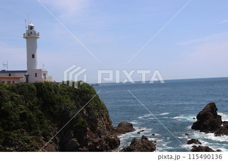 大王崎灯台と海を臨む 115490136