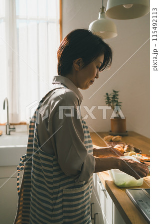 a forty-something woman 115492113