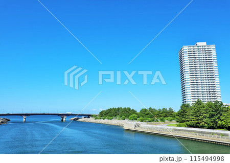 千葉県 海浜幕張 青空のタワーマンション 千葉県 海浜幕張 青空のタワーマンション 115494998
