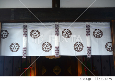 横浜関内厳島神社拝殿の門帳-2 115495879
