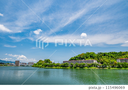 夏の瀬田川風景　滋賀県大津市 115496069
