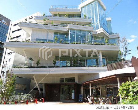 東京都中央区の本の森ちゅうおう（中央区立京橋図書館・中央区立郷土資料館） 115497289