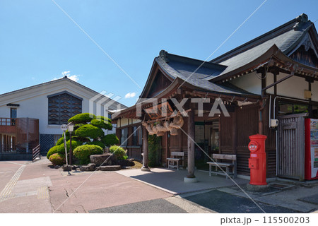 〈島根県〉出雲横田駅〜社殿造りの駅舎と雲州そろばん伝統産業会館 115500203