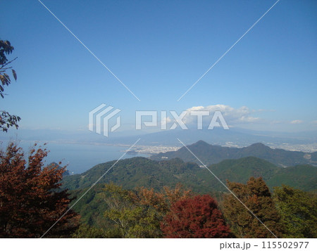山の上からの海景色 山の上からの海景色 115502977