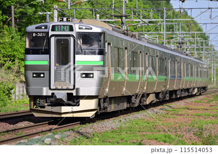 千歳線　西の里（信）　JR北海道　733系　B-3211編成（札幌）　エアポート 115514053