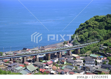 東海道本線 早川ー根府川 JR東日本 E233系3000番台 東海道本線 早川ー根府川 JR東日本 E233系3000番台 115514391