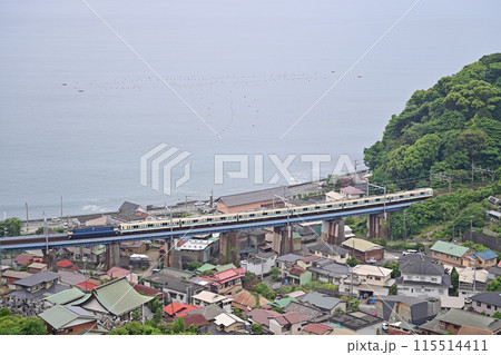 東海道本線 早川ー根府川 JR貨物 EF65-2074+小田急8000形8261F 西武鉄道 譲渡 東海道本線 早川ー根府川 JR貨物 EF65-2074+小田急8000形8261F 西武鉄道 譲渡 115514411
