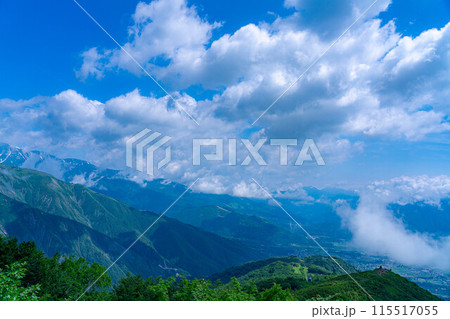 【山岳素材】小遠見山から見る雲海と白馬三山【長野県】 115517055