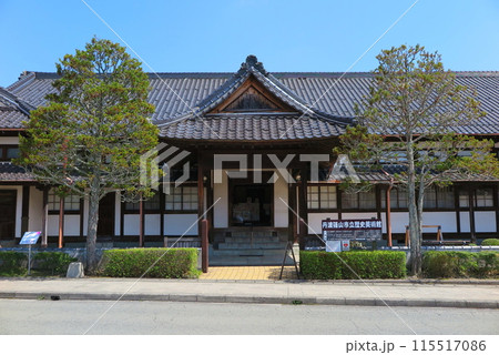 丹波篠山市立歴史美術館（明治3年開設の篠山裁判所跡）西側正面 115517086