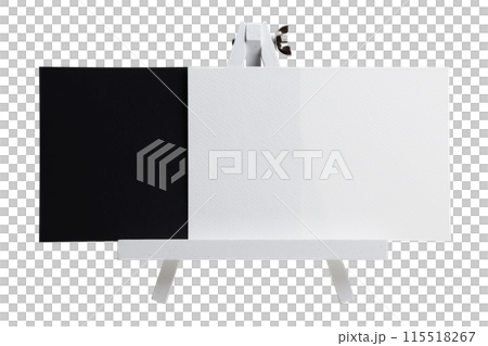 White and black paper_easel 115518267