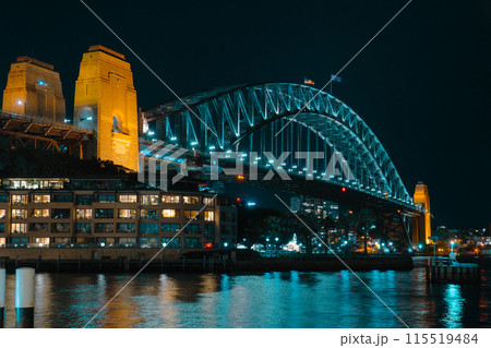 シドニーハーバーブリッジ夜景 115519484