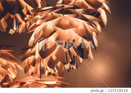 おしゃれなオレンジ色の照明のイメージ おしゃれなオレンジ色の照明のイメージ 115519518