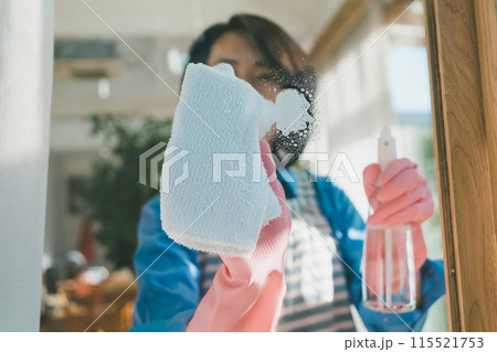 a forty-something woman 115521753