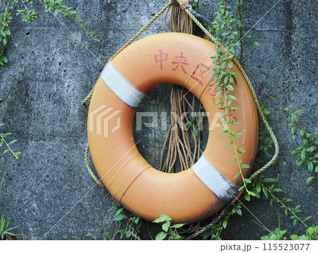 救命浮き輪 救命浮き輪 115523077