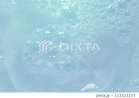 水に浮かぶ無数の洗剤の泡. 水に浮かぶ無数の洗剤の泡. 115523255