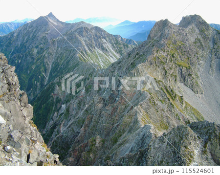 Trekking course / 涸沢岳から眺める槍穂高縦走路 (北穂高岳から槍ヶ岳へ) Trekking course / 涸沢岳から眺める槍穂高縦走路 (北穂高岳から槍ヶ岳へ) 115524601