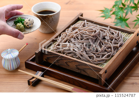 ざる蕎麦 （　薬味 刻み葱、鶉の卵、わさび　） 115524787
