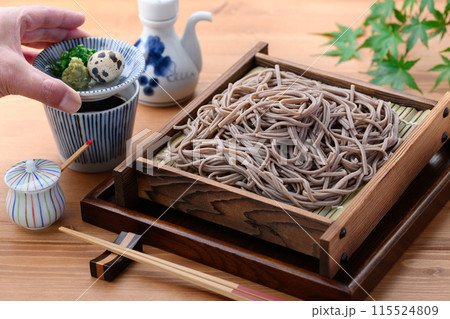 ざる蕎麦 （　薬味 刻み葱、鶉の卵、わさび　） 115524809